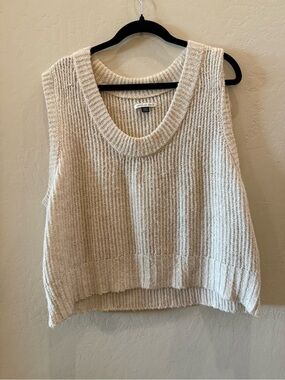 American Eagle Outfitters Cream Ribbed Knit Sweater Vest #P223